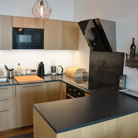Apartament Elegant In Panorama With Free Parking Old Town - Long-term Available *